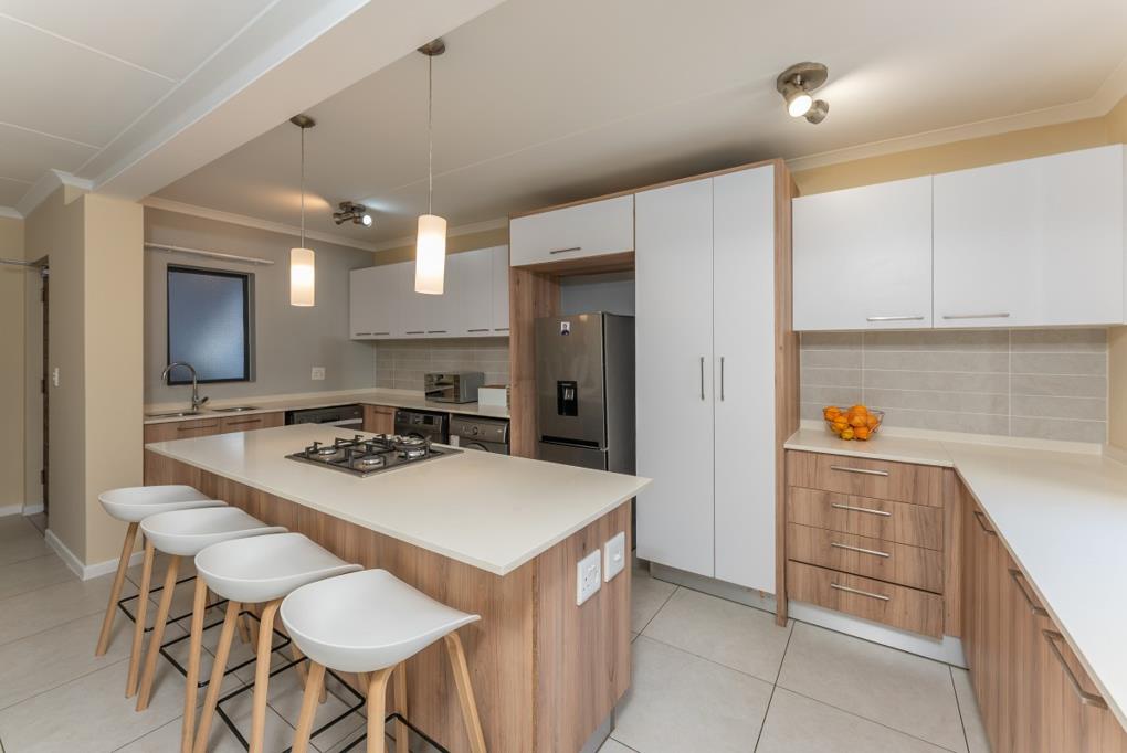 3 Bedroom Apartment