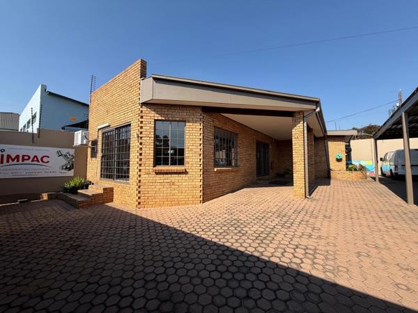 153 m² Commercial space