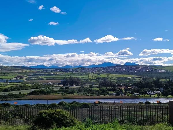 337 m² Land