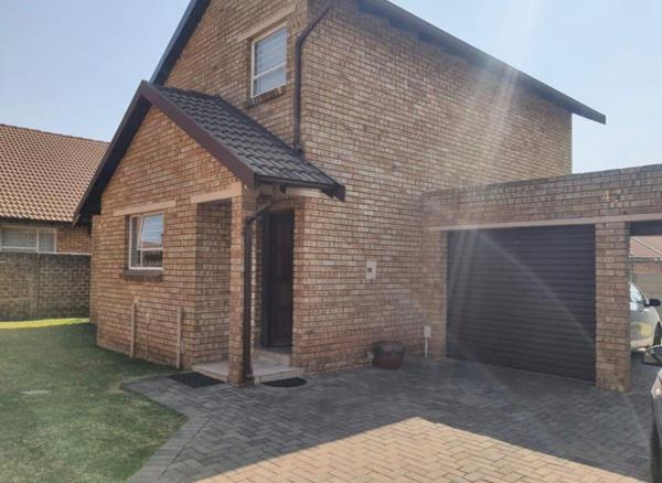 4 Bedroom Townhouse