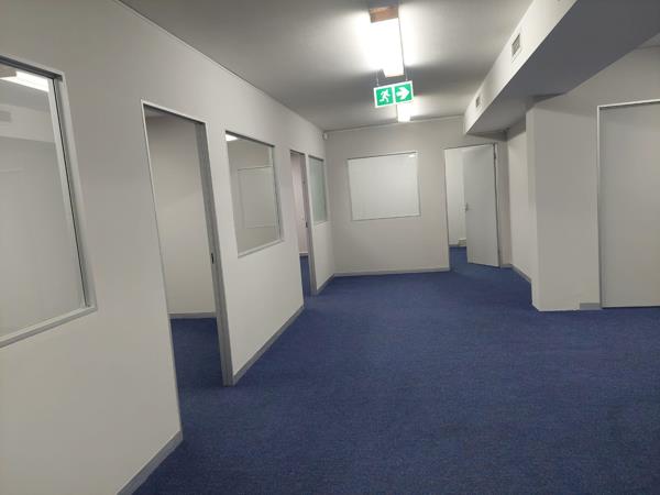 320 m² Commercial space