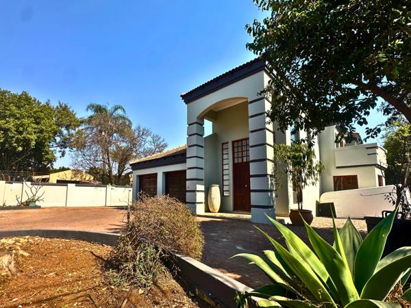 6 Bedroom House
