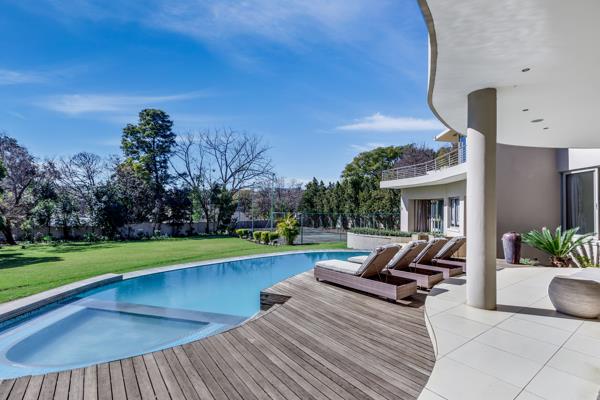 6 Bedroom House