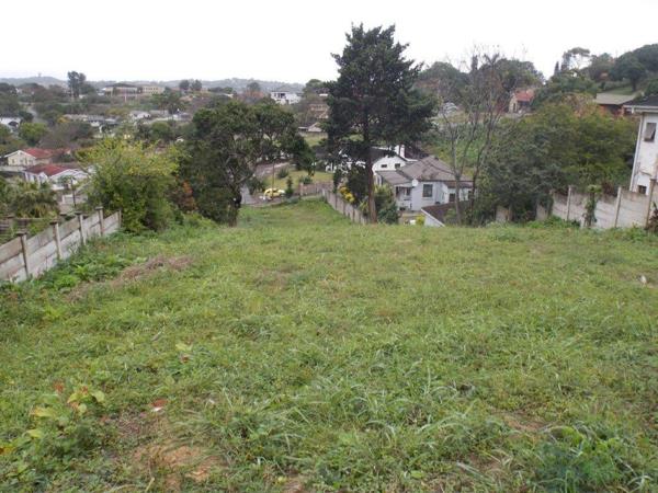 1 842 m² Land