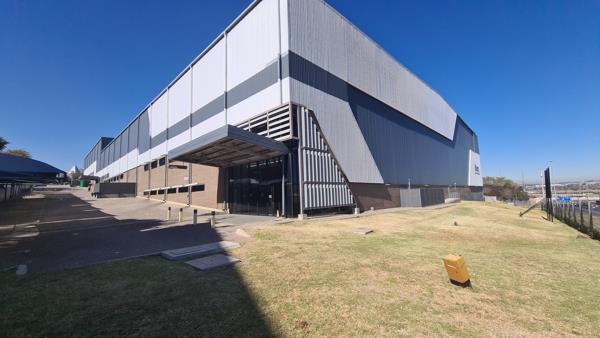8 124 m² Industrial space
