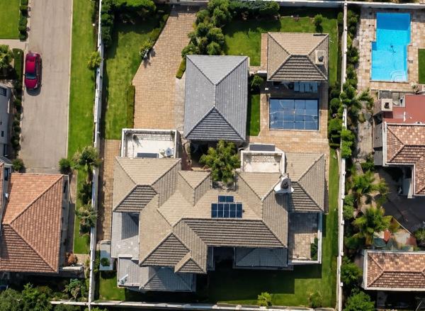 5 Bedroom House