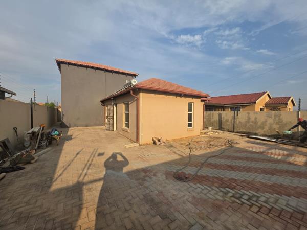 2 Bedroom House