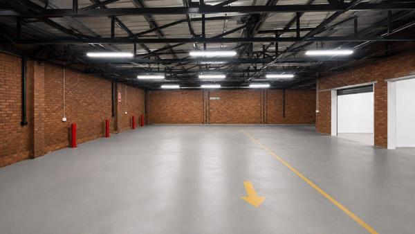 777 m² Industrial space