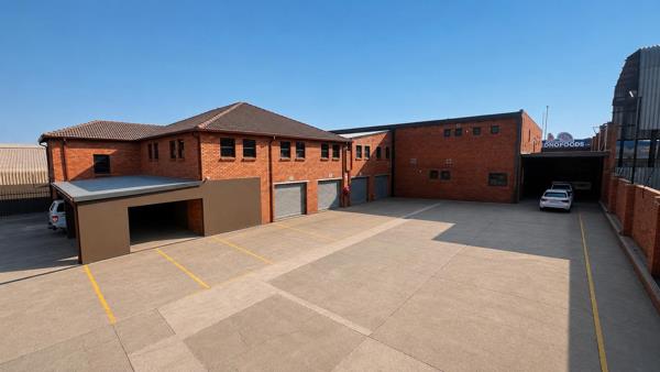 777 m² Industrial space