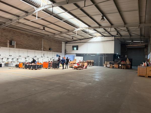 620 m² Industrial space