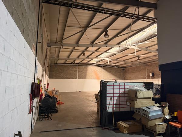 620 m² Industrial space