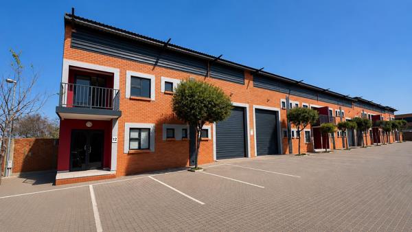 270 m² Industrial space