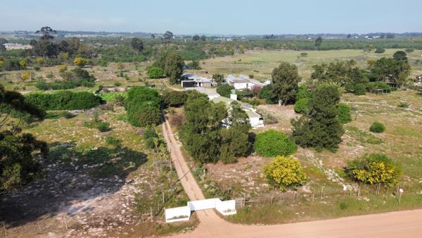 8 ha Land