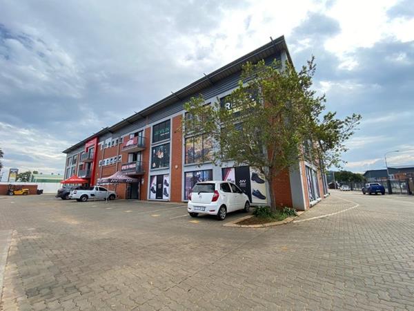 304 m² Industrial space