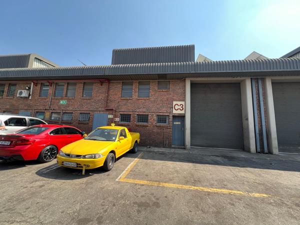 399 m² Industrial space