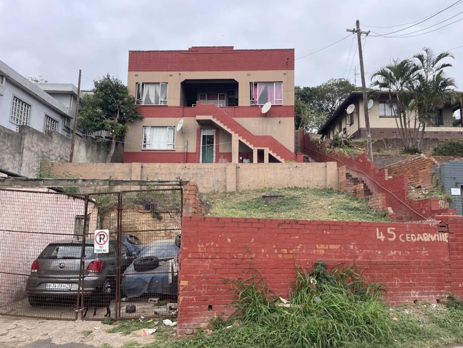 7 Bedroom House