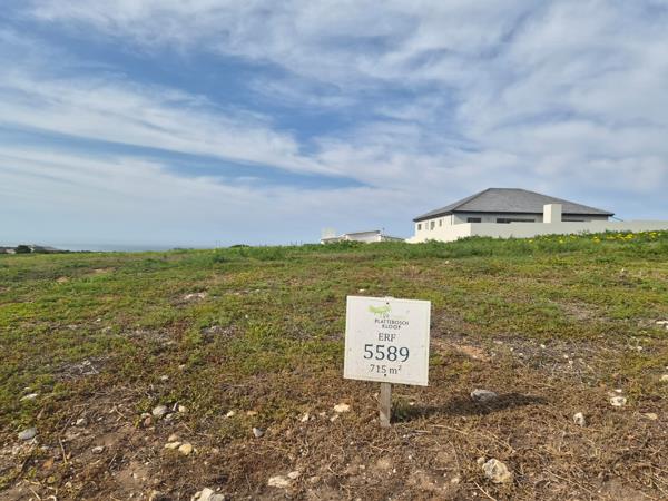 715 m² Land