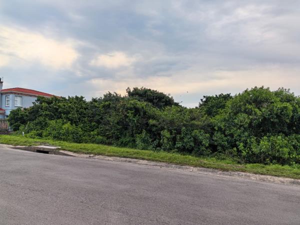 660 m² Land