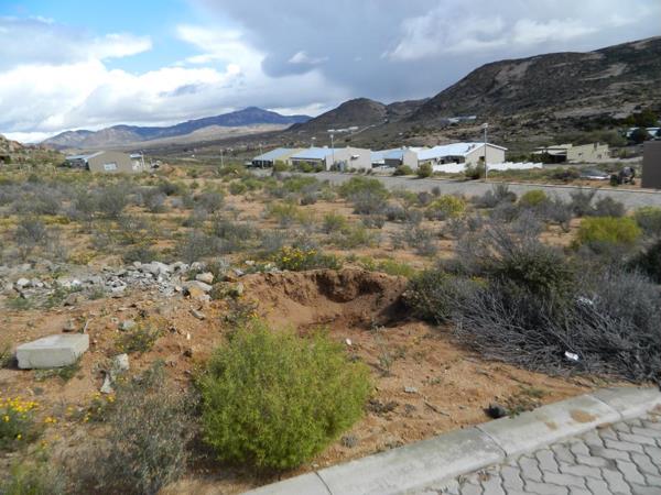 868 m² Land