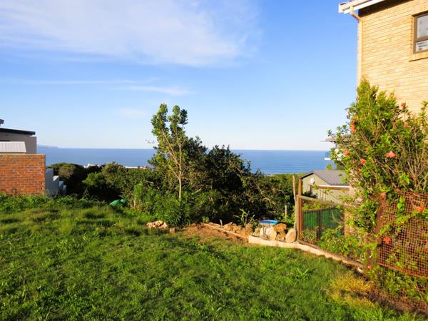 789 m² Land