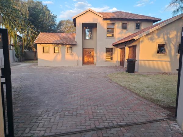 7 Bedroom House
