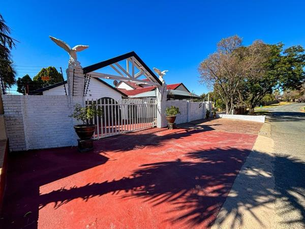 7 Bedroom House