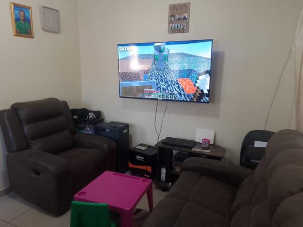 2 Bedroom House