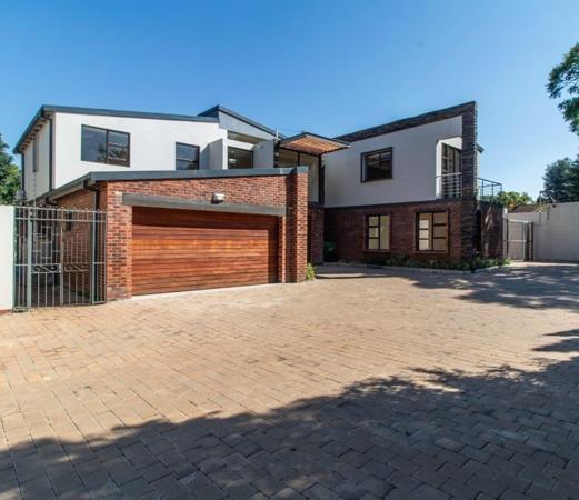 5 Bedroom House