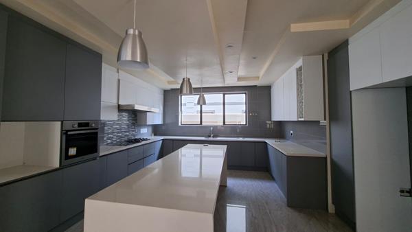 5 Bedroom House
