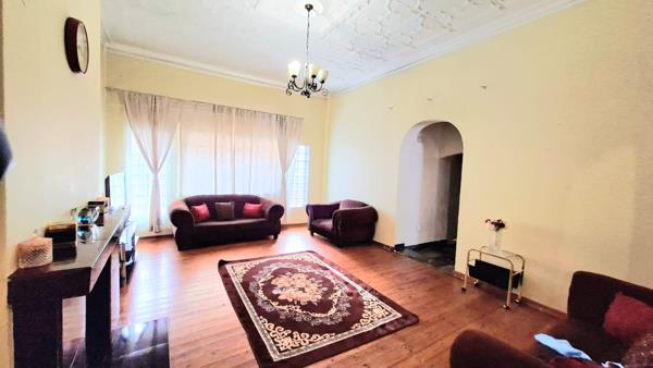 7 Bedroom House