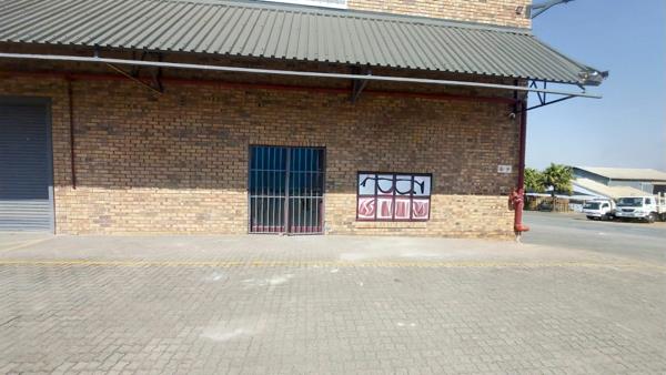 340 m² Commercial space