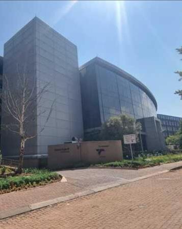 10 808 m² Office Space