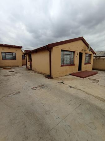 2 Bedroom House