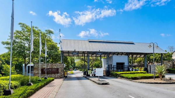 910 m² Land