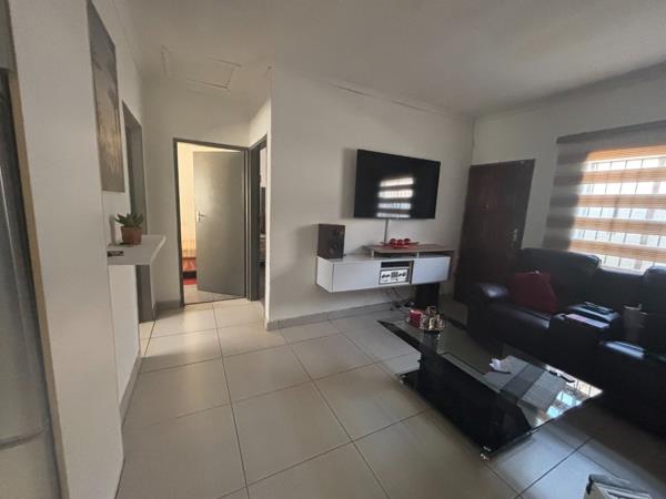 2 Bedroom House
