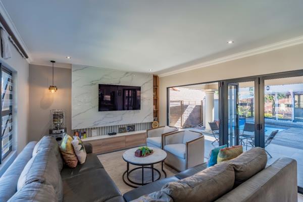 5 Bedroom Townhouse