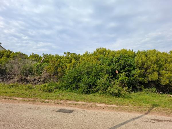 700 m² Land