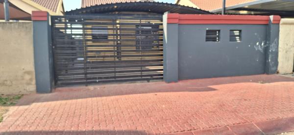 2 Bedroom House