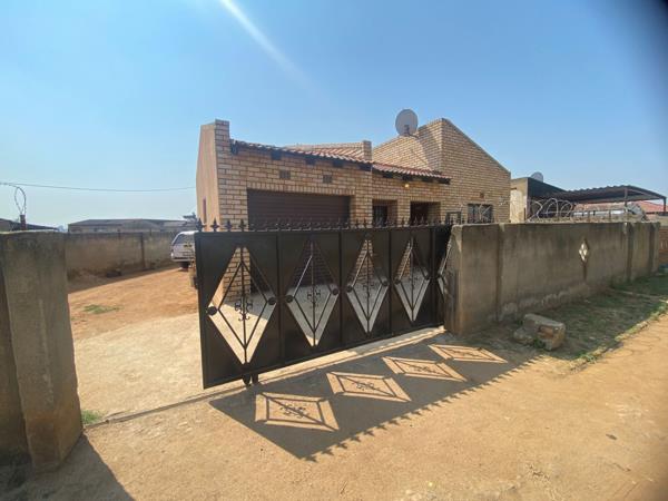 2 Bedroom House
