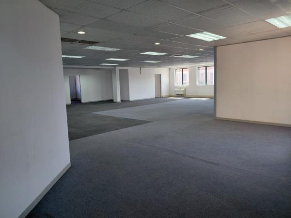 322 m² Commercial space
