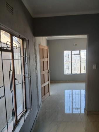 1 Bedroom House
