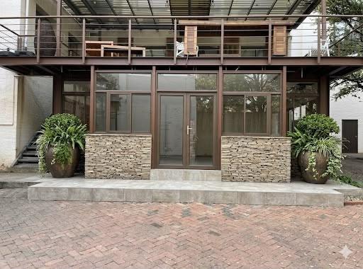 100 m² Commercial space