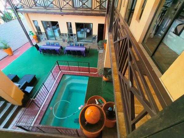 28 Bedroom, Bed and Breakfast