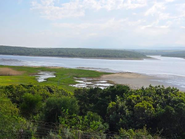 1 319 m² Land