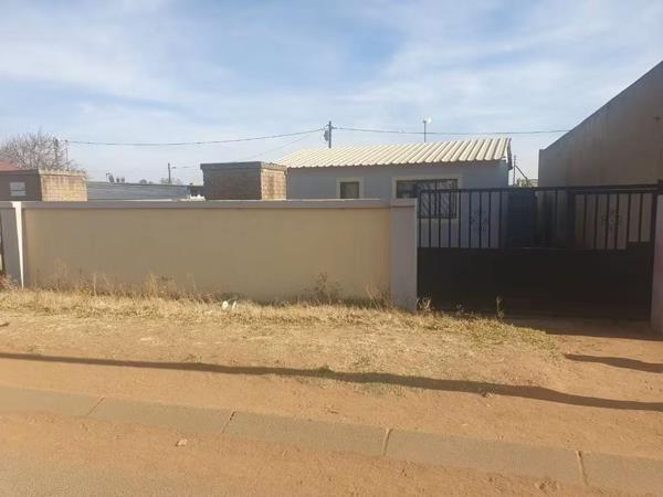 2 Bedroom House