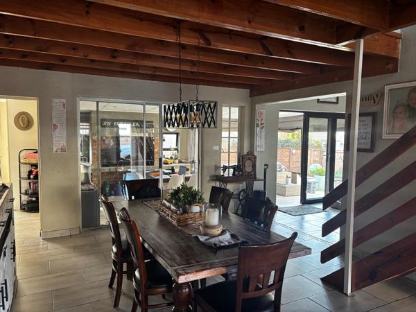 4 Bedroom Townhouse