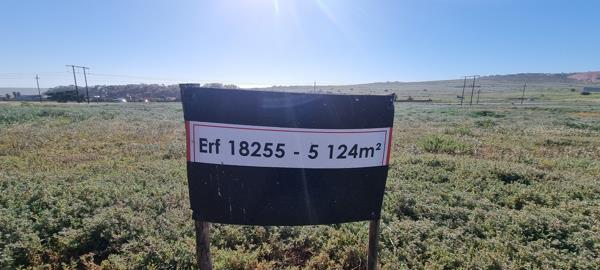 5 124 m² Land