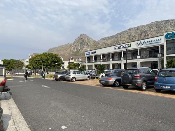 100 m² Retail Space