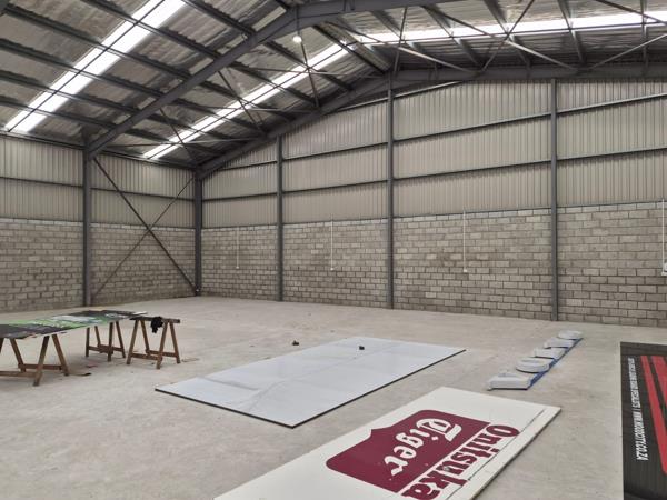 350 m² Commercial space
