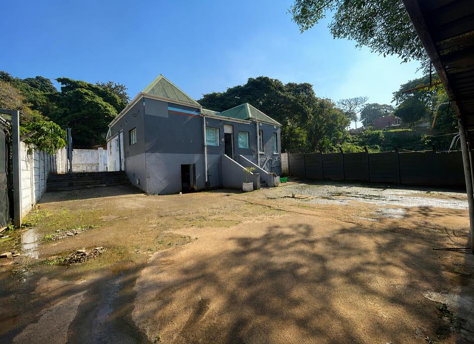 583 m² Office Space